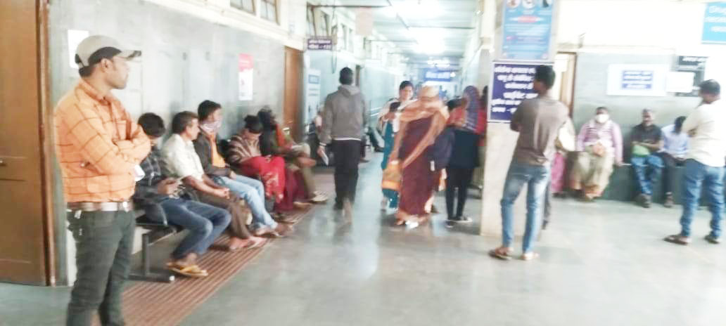 हड़ताल चौथे दिन भी जारी, कल सीएम से चर्चा के बाद वापसी का फैसला